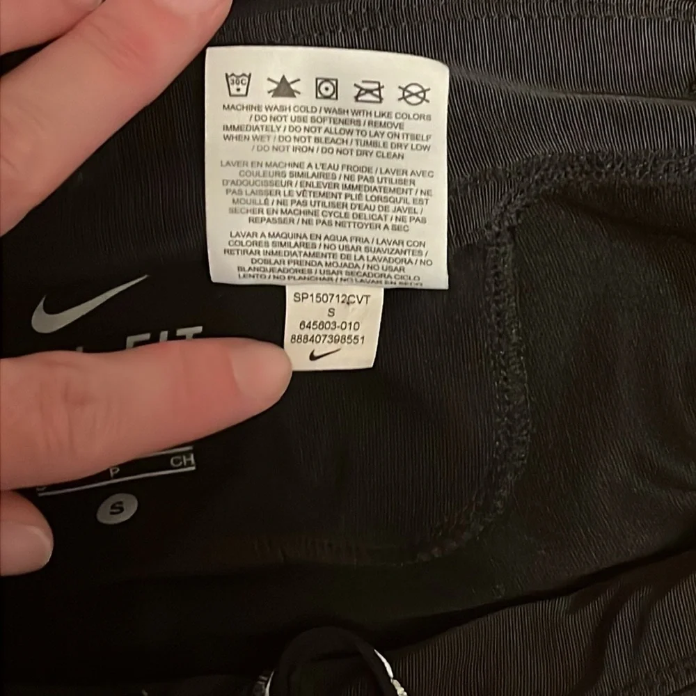 Nike Black Dri Fit Running Capri Stretch Waist Womens Small